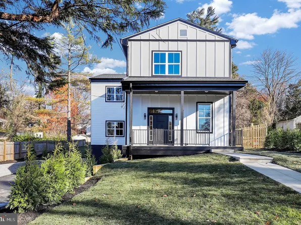 10205 Drumm Ave, Kensington, MD 20895
