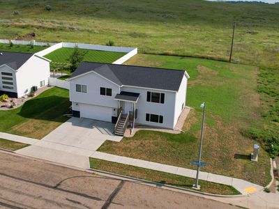 603 Cobblestone Loop SW, Mandan, ND, 58554