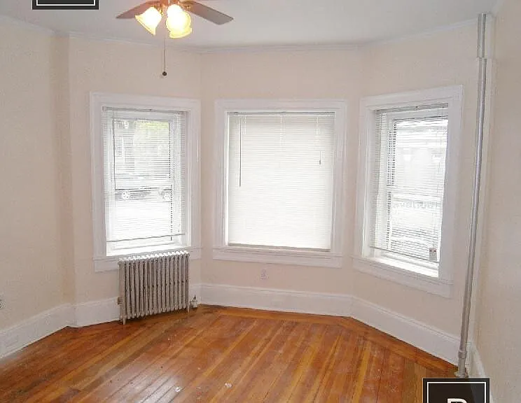 387 Harvard St #1L — Photo 4