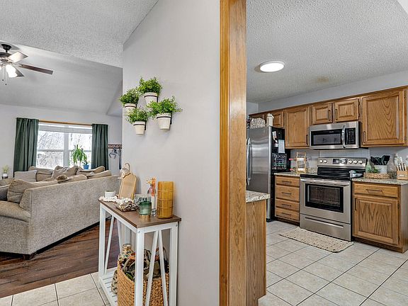 5th image of 3569 W Cardinal Drive