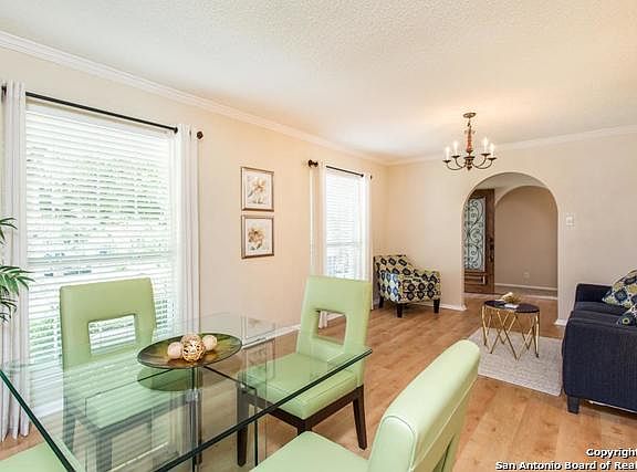 4th image of 3618 Richwood Dr