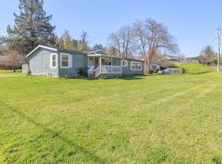 767 SE Grandview Ave, Grants Pass, OR 97527