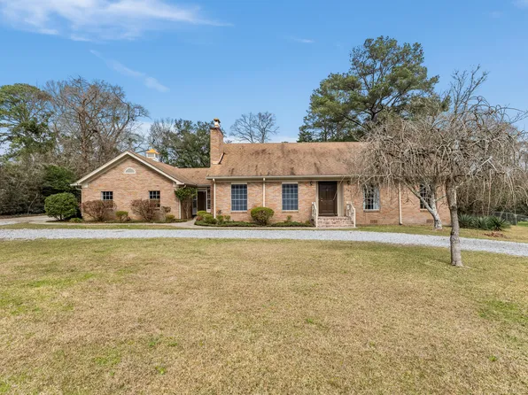 703 Mitchell Ave, Purvis, MS 39475