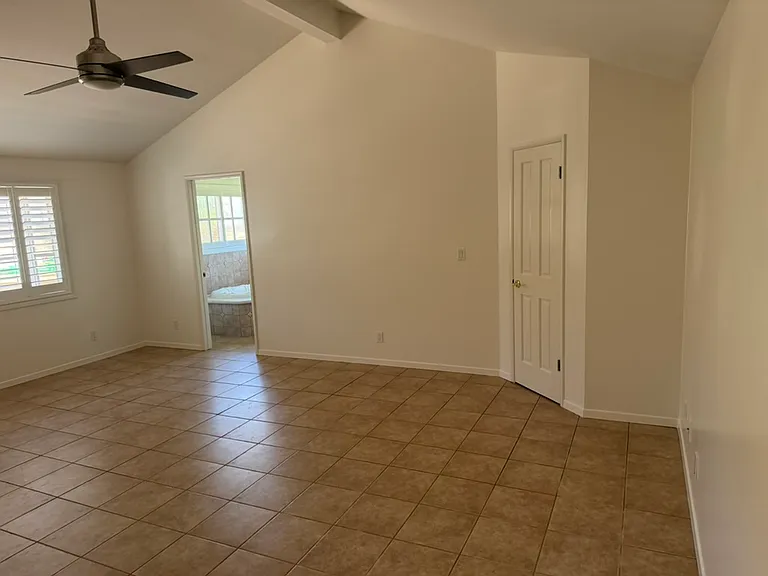 416 Aliso Ave — Photo 33