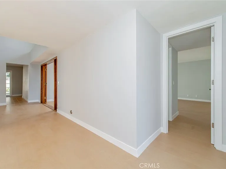 19412 Sierra Chula Rd — Photo 3