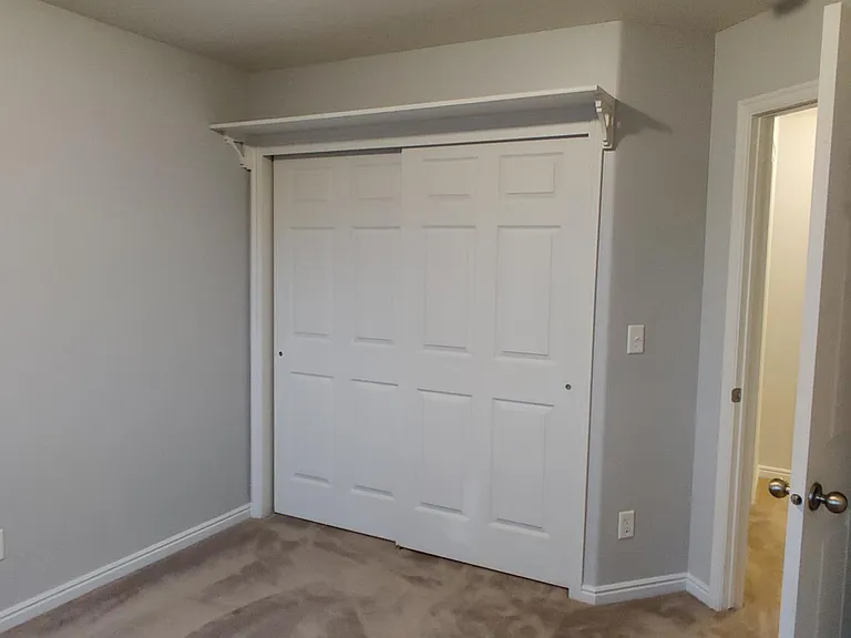 1077 N Kettering Dr — Photo 19
