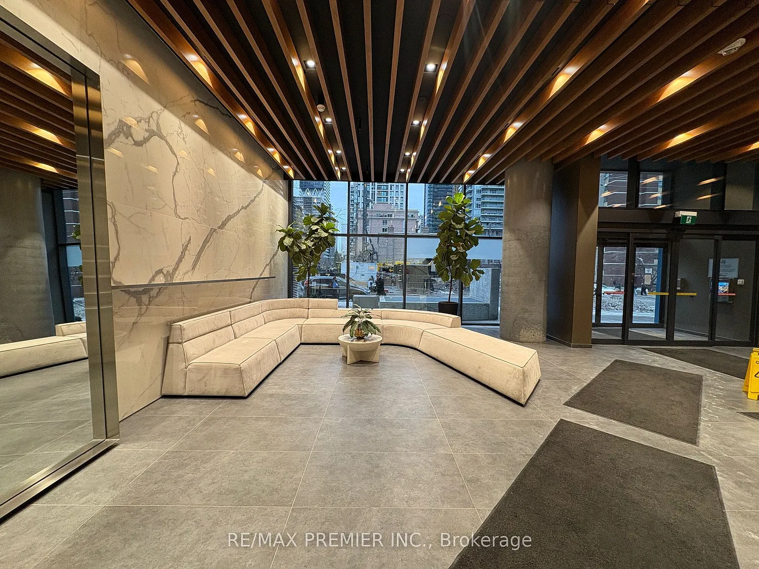 2 bed, $2,300 — Photo 3