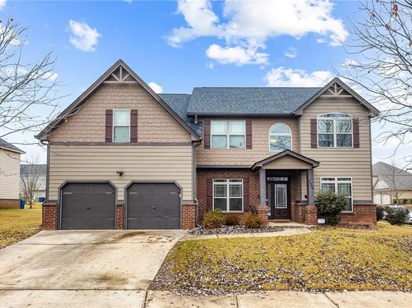 2040 Dickons Garden Ln, McDonough, GA 30253