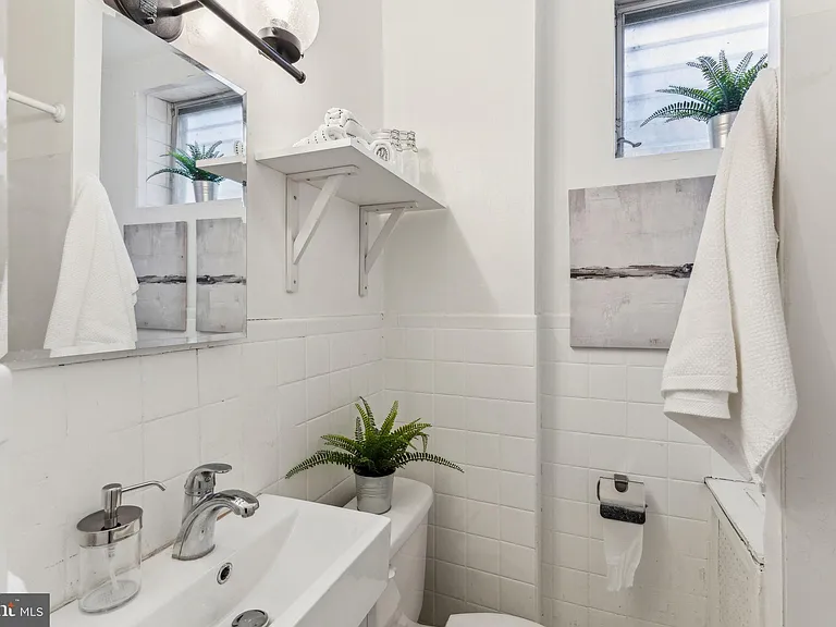 2952 Tulip St — Photo 15