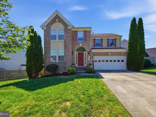 5667 Northton Ct, Woodbridge, VA 22193