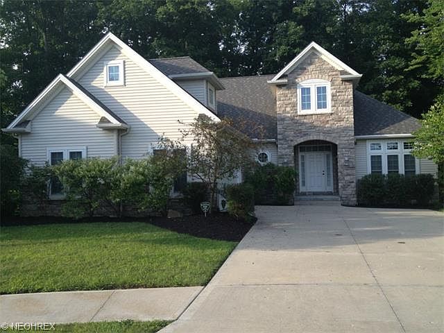 1st image of 4487 Du Sable Ct