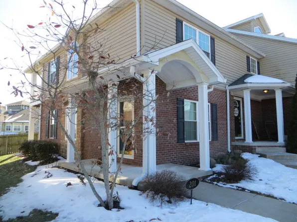112 Leonardwood Dr Unit 201, Frankfort, KY 40601