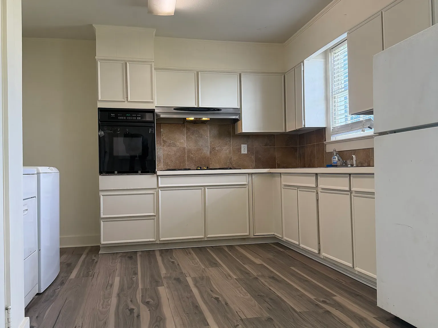 3 bed, 1500 sqft, $1,900 — Photo 4