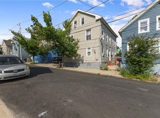 35 Steuben St, Providence, RI 02909