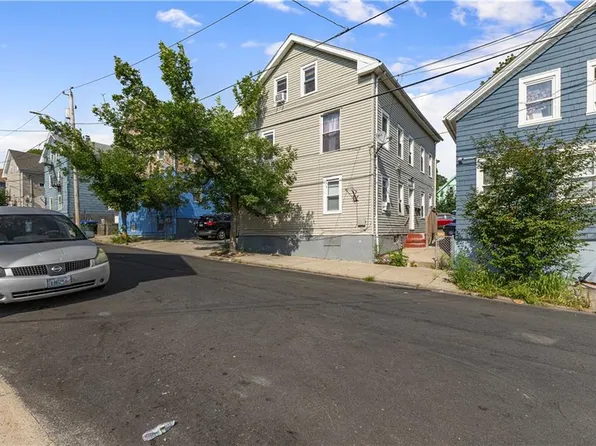 35 Steuben St, Providence, RI 02909