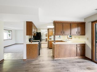 12145 62nd Ave N, Maple Grove, MN 55369