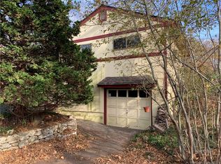 164 W Rocks Rd, Norwalk, CT 06851