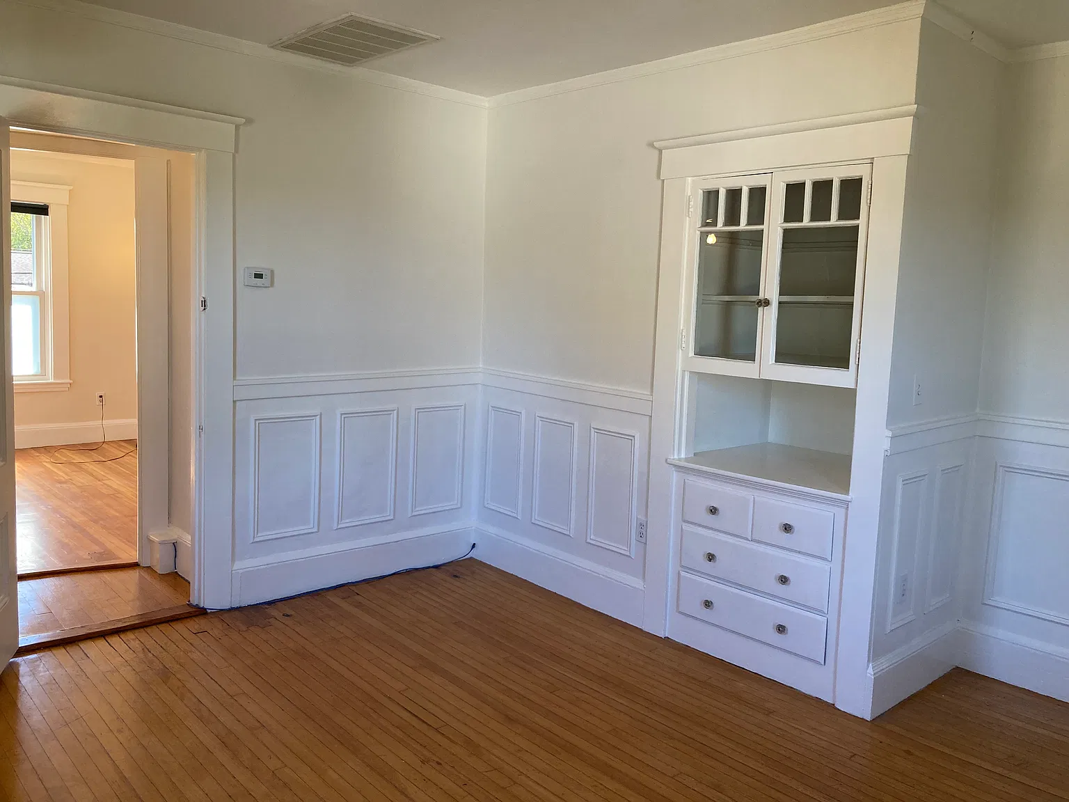 2 bed, 850 sqft, $2,350 — Photo 4