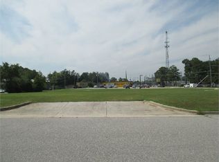 2471 Postal Dr, Rocky Mount, NC 27804