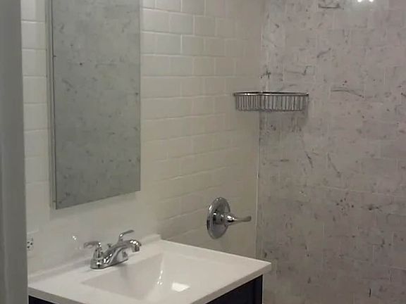 4th image of 5 Tudor City Pl APT 1006
