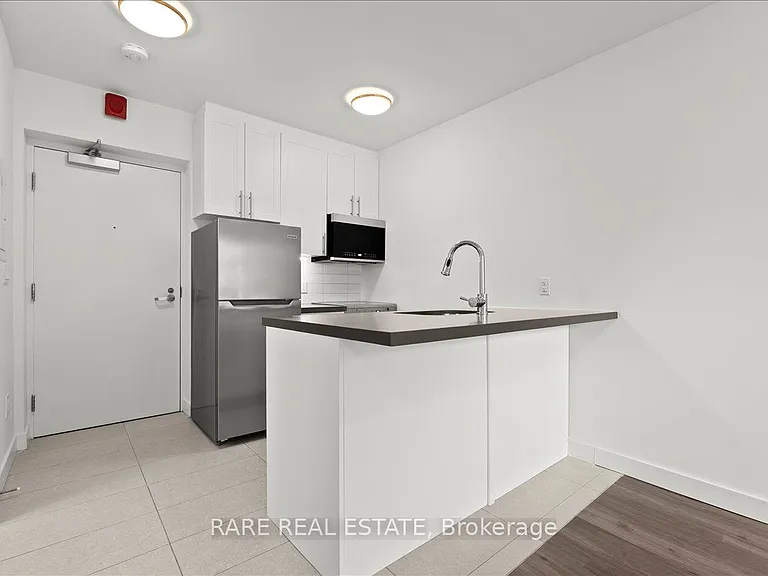10 Garfella Dr #106 — Photo 6