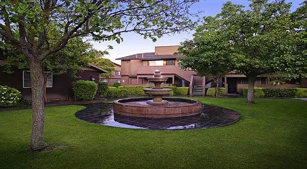 West Pointe Apartments