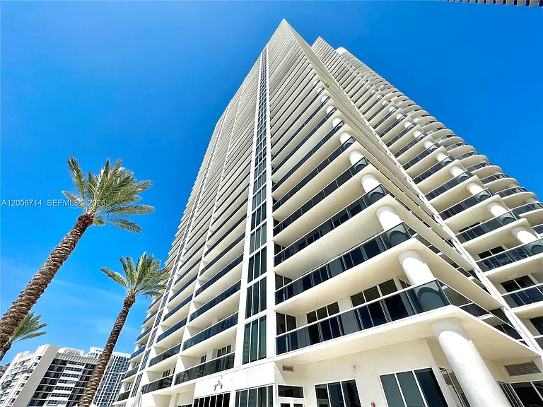 1850 S Ocean Dr #2204 — Photo 2
