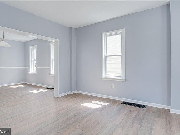 3rd image of 118 E 1st St