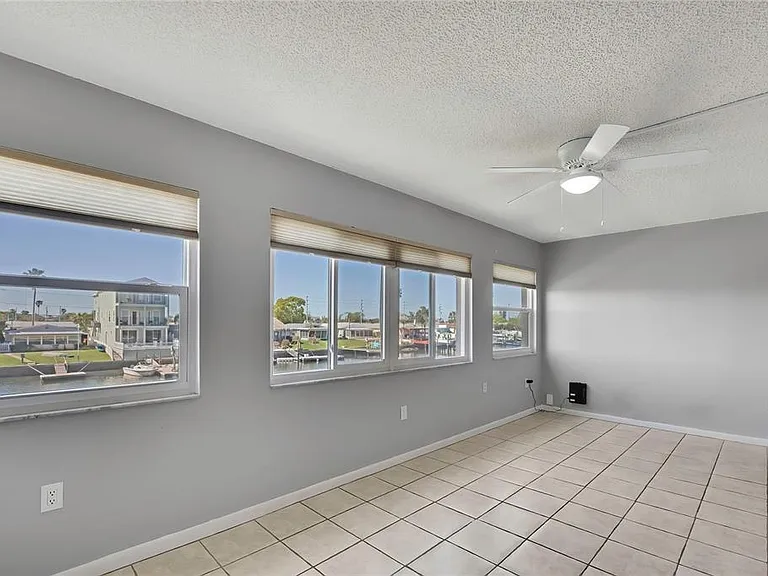 4452 Garnet Dr #203 — Photo 3