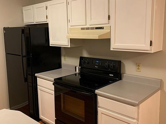 3rd image of 229 S Keeneland Dr #1