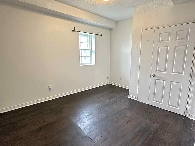 29 Rykert St S #1 — Photo 6