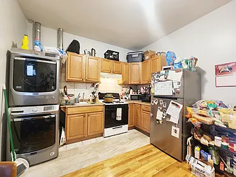 Rented by RELEASE NY