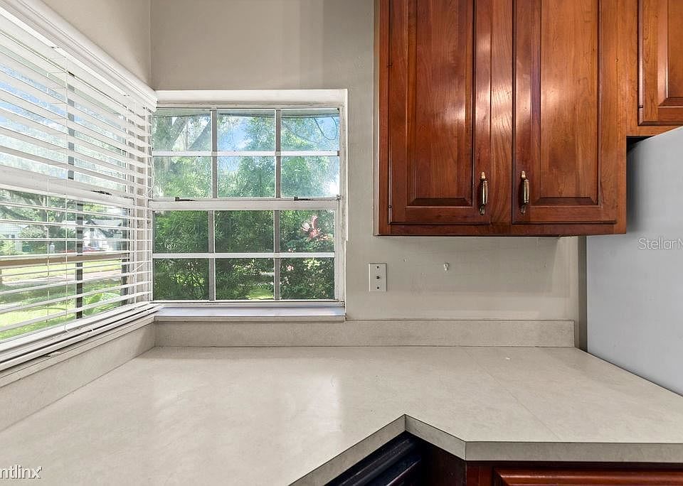 1st image of 1525R S Mills Ave