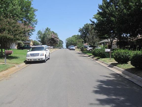 5th image of 6208 Autumn Springs Dr