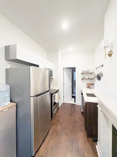 2216 Walnut St #301 Photo 1
