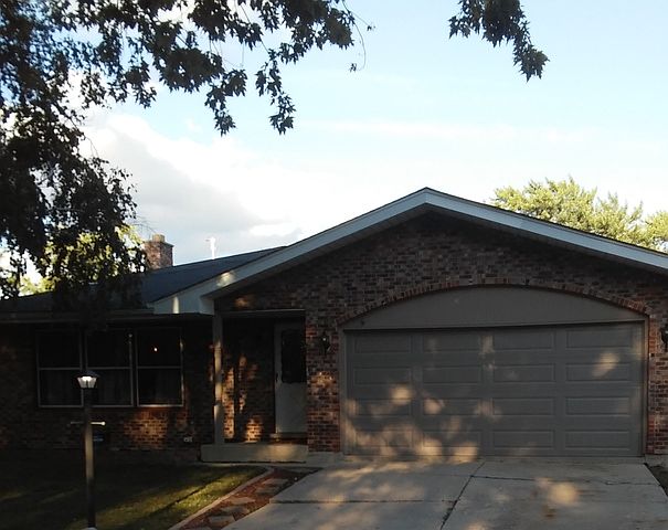 1st image of 23023 East Dr