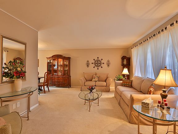 2nd image of 9420 Southmoor Dr
