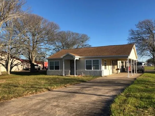 202 N Avenue D, Freeport, TX 77541