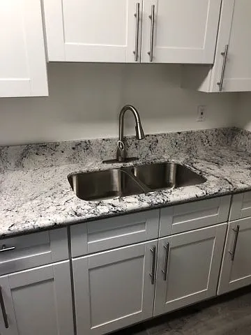 2 bed, 650 sqft, $2,850 — Photo 2