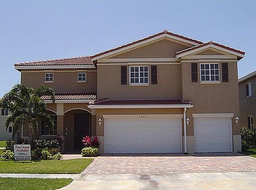1st image of 1252 NW 205th St