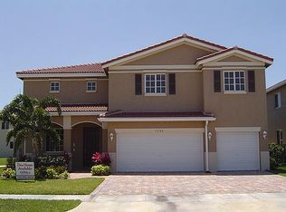 1252 NW 205th St, Miami Gardens, FL 33169