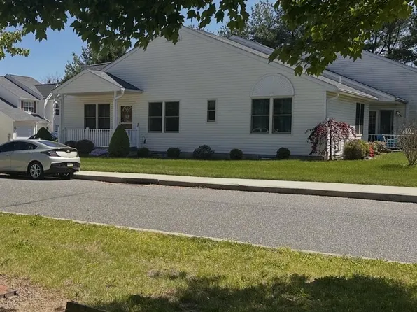 122 N 4th St, Bally, PA 19503