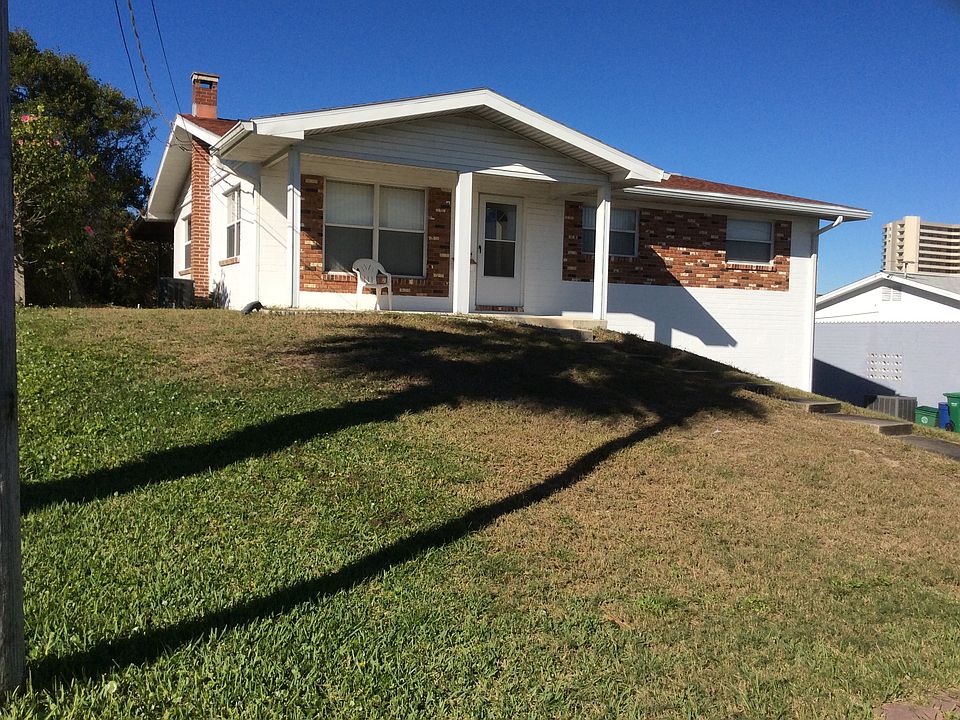 1st image of 111 Moore Ave
