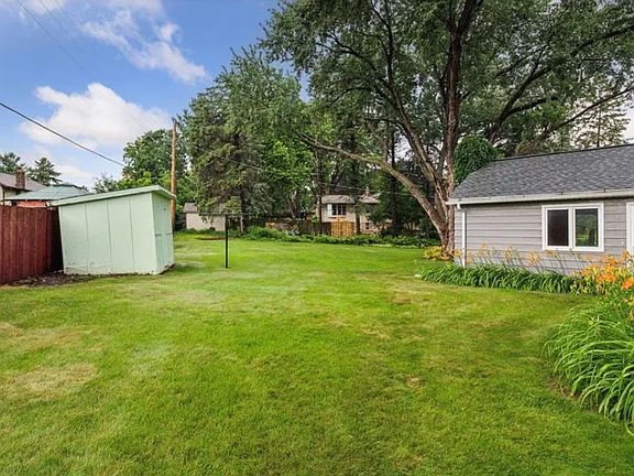 5th image of 7683B Stillwater Way N