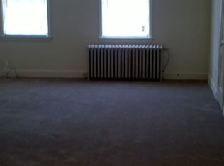 145 36th St NE APT 4, Washington, DC 20019