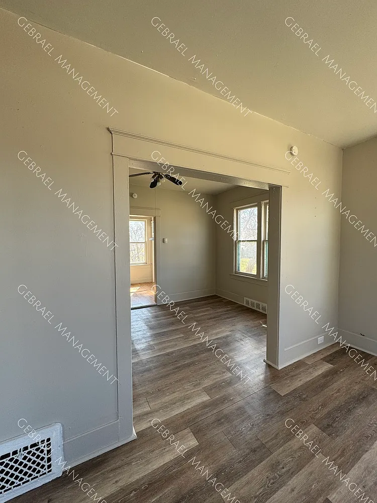 726 York Ave 1st Month Free — Photo 4