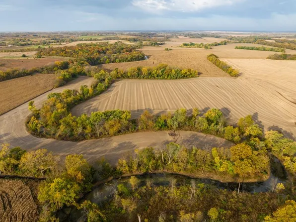 520 Road, Home, KS 66438