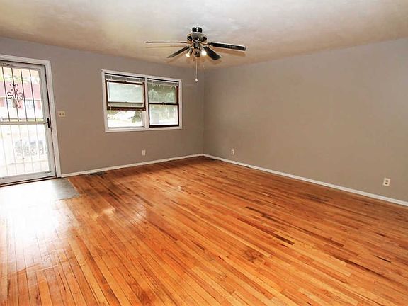 4th image of 1406 S 24th St