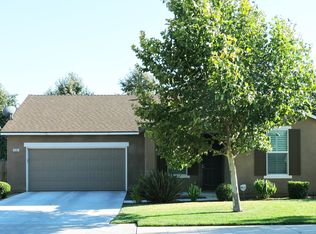 5382 E Pitt Ave, Fresno, CA 93727