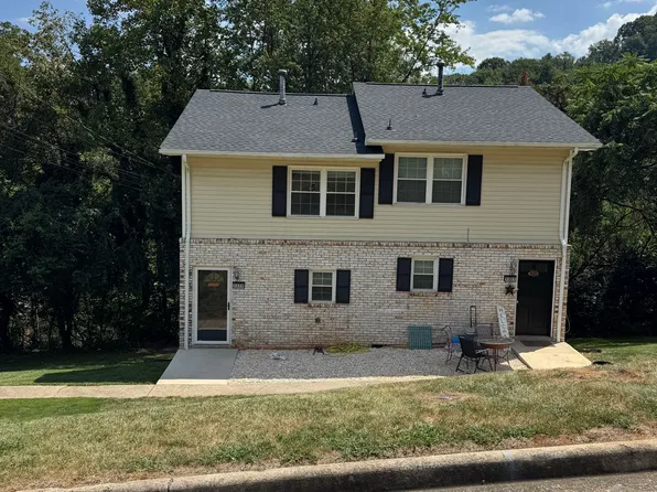 5320 Carolyn Cir, Roanoke, VA 24018